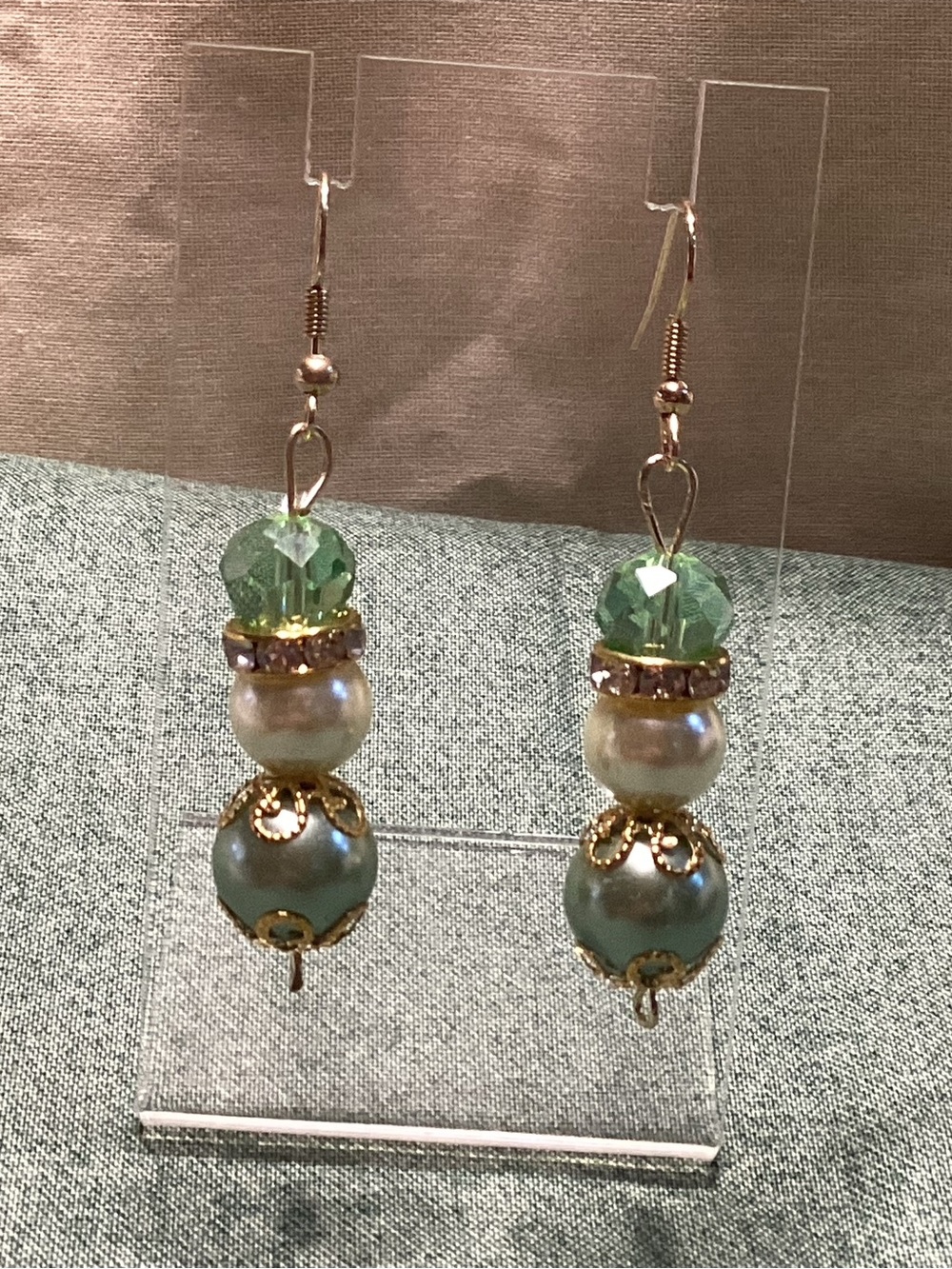 NWOT. Green Bead Drop Earrings with Goldtone Accents